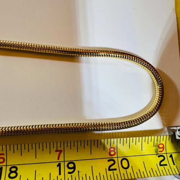 Gorgeous Vintage Gold Metal mesh evening bag with long strap zip closure EUC - Picture 5 of 6